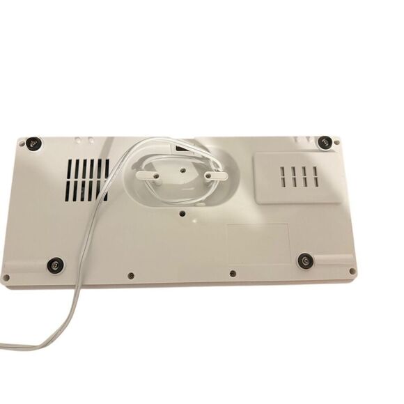 FoodSaver V2040 Bag Sealer 120V with Vacuum Sealer Bags - Picture 5 of 9